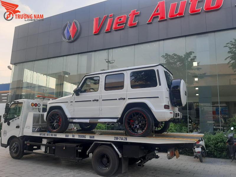 Vận chuyển siêu xe showroom Việt Auto Luxury