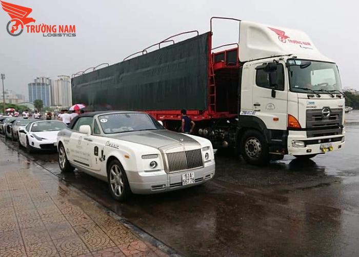 Trang chủ 43 Trường Nam nhận vận chuyển hàng hóa và xe ô tô