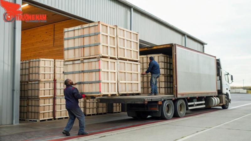 Dịch vụ vận chuyển rượu bằng container chuyên dụng toàn quốc 52 Trường Nam Logistics