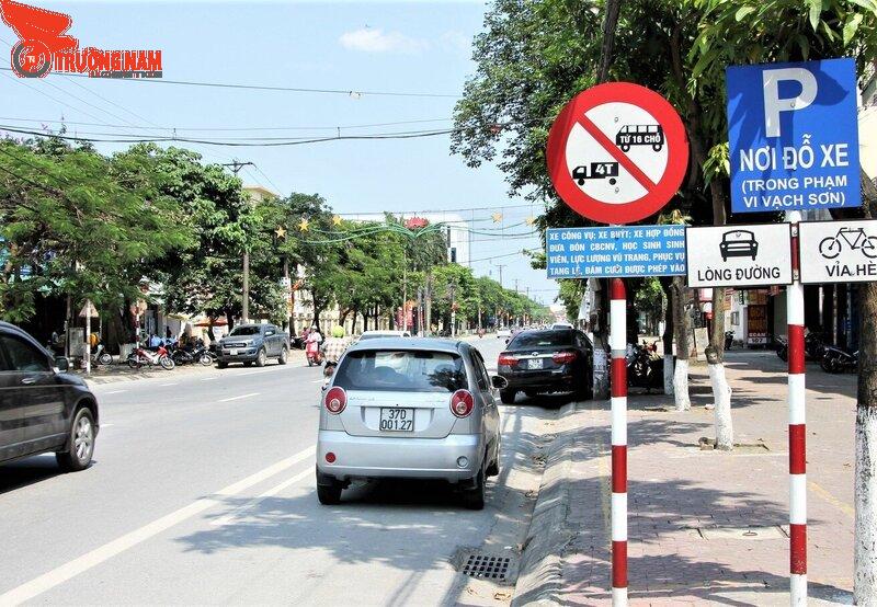 Bảng cấm xe tải và xe khách