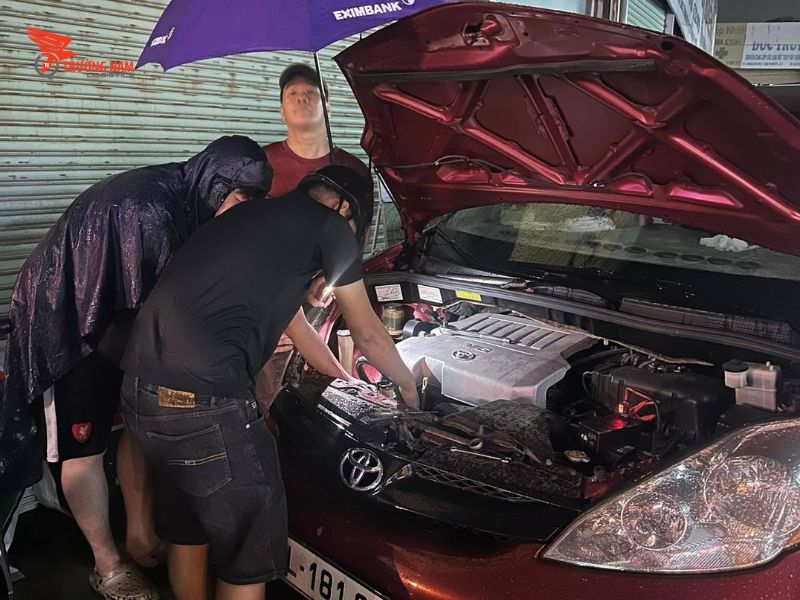 Dịch Vụ Cứu Hộ Ô Tô 24/7 Chuyên Nghiệp - Đồng Hành Cùng Bạn Trên Mọi Nẻo Đường 4 Dịch vụ cứu hộ Bắc - Trung - Nam uy tín, có mặt 24/7