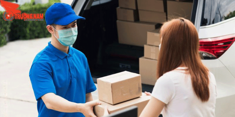 Cách Ghi Thông Tin Gửi Hàng Chính Xác, Nhanh Chóng 7 Dán phiếu gửi hàng cẩn thận không che thông tin