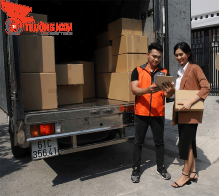 Nhân viên nhiệt tình, làm việc chuyên nghiệp
