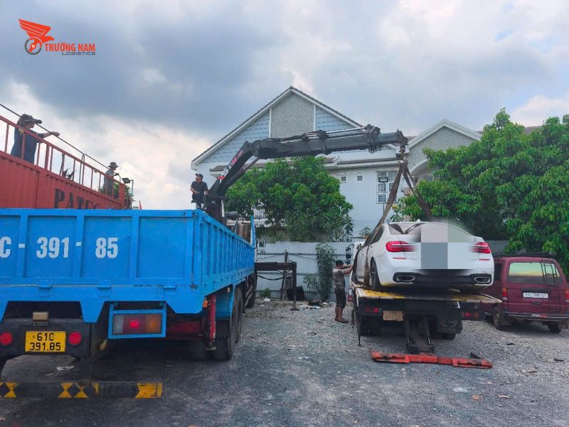 Chúng tôi nhận vận chuyển đa dạng các dòng xe ô tô