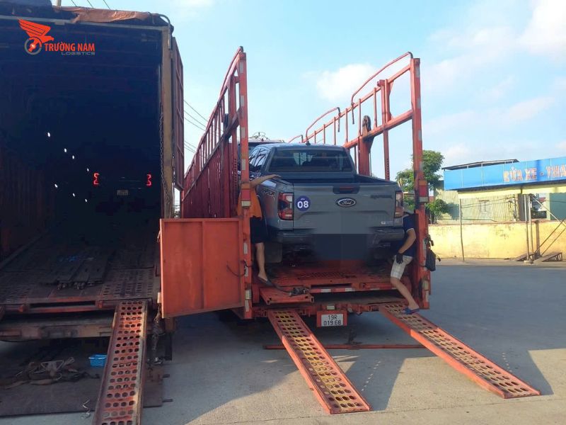 Dịch vụ vận chuyển xe ô tô Bà Rịa Vũng Tàu | Cam kết không trầy xước 11 Trường Nam Logistics